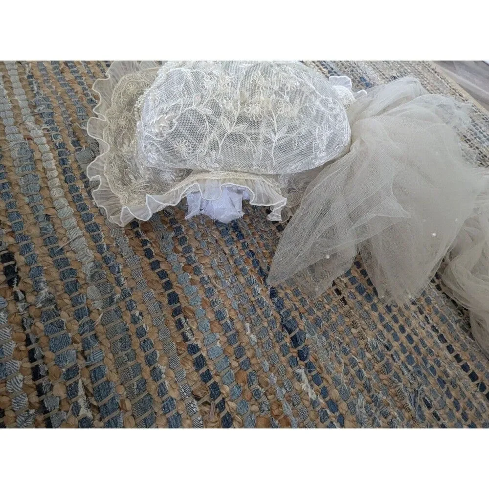 Vtg White Wedding Derby Hat Lace Beaded Veil Flower Applique Coquette Royalcore